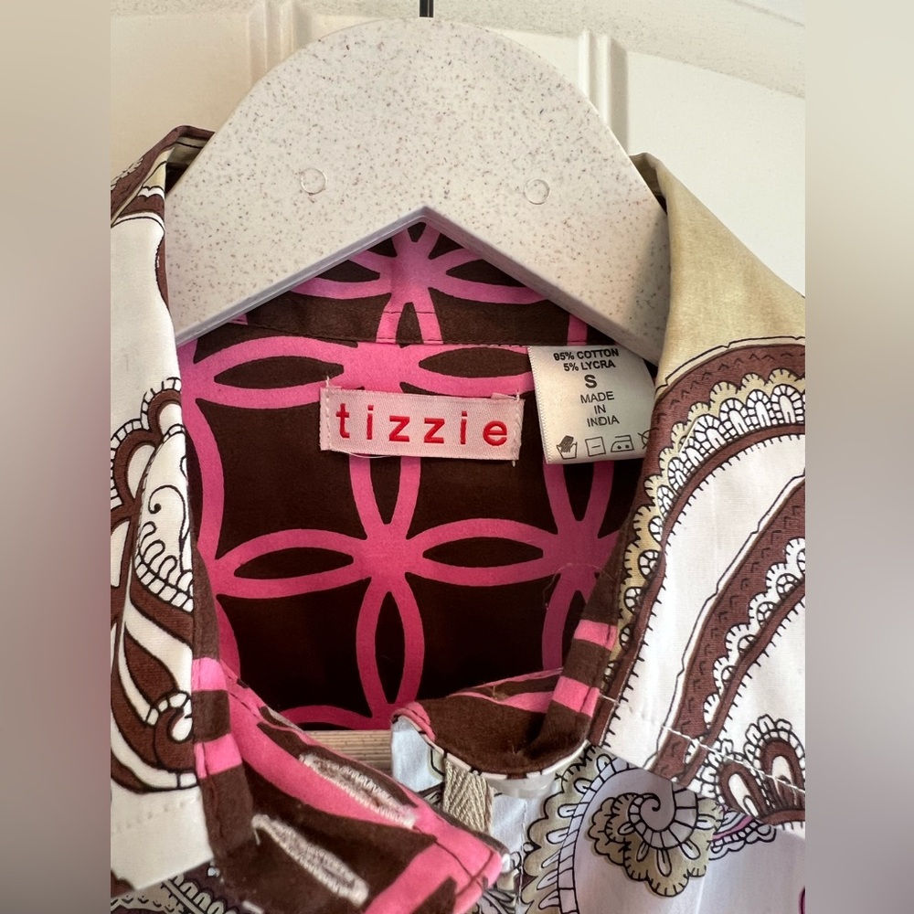 Tizzie Pink and Brown Paisley Top - Picture 3 of 5